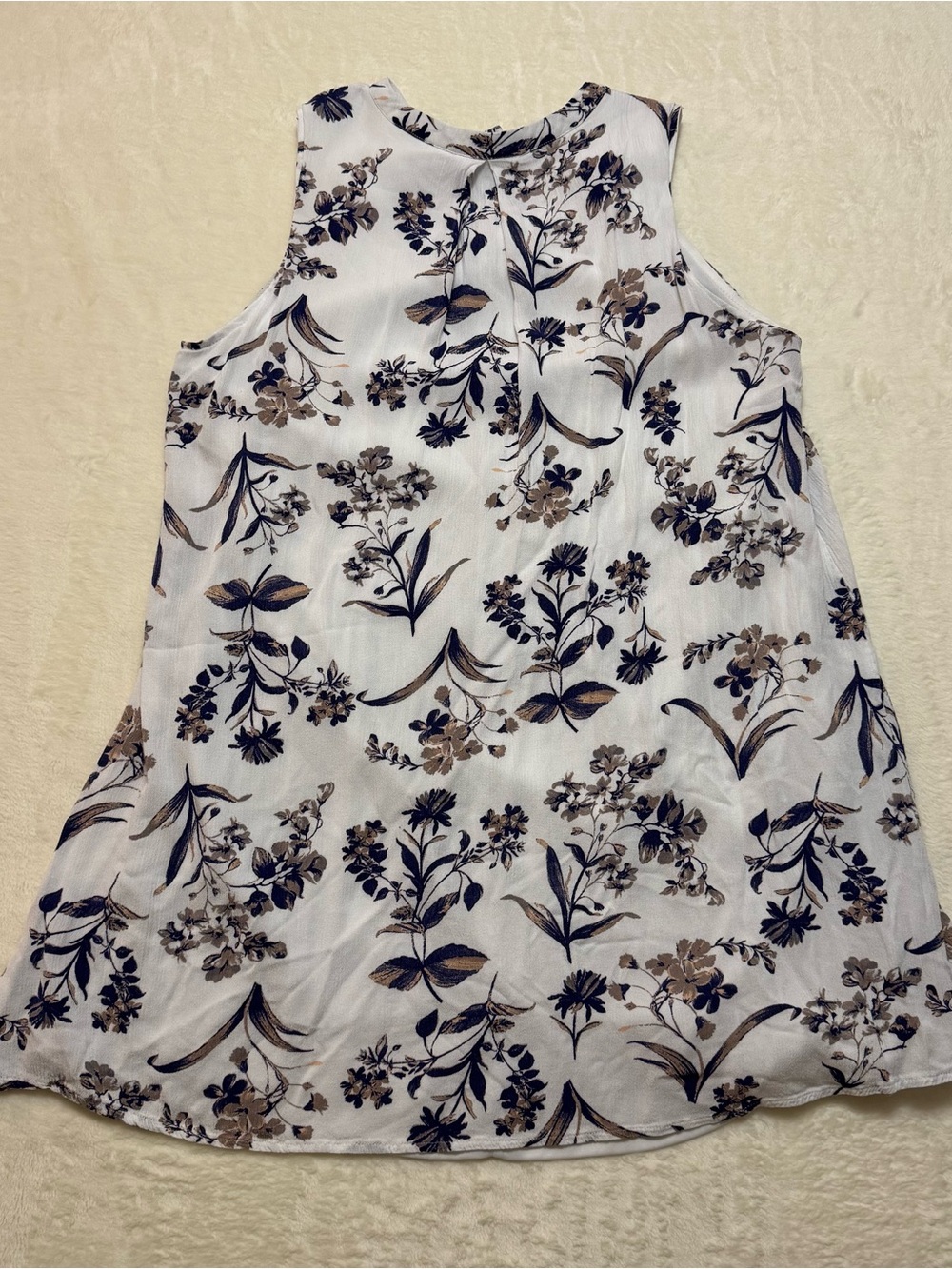 Womens Ethereal Floreal Top Blouse Sleeveless Size Medium - Picture 3 of 6